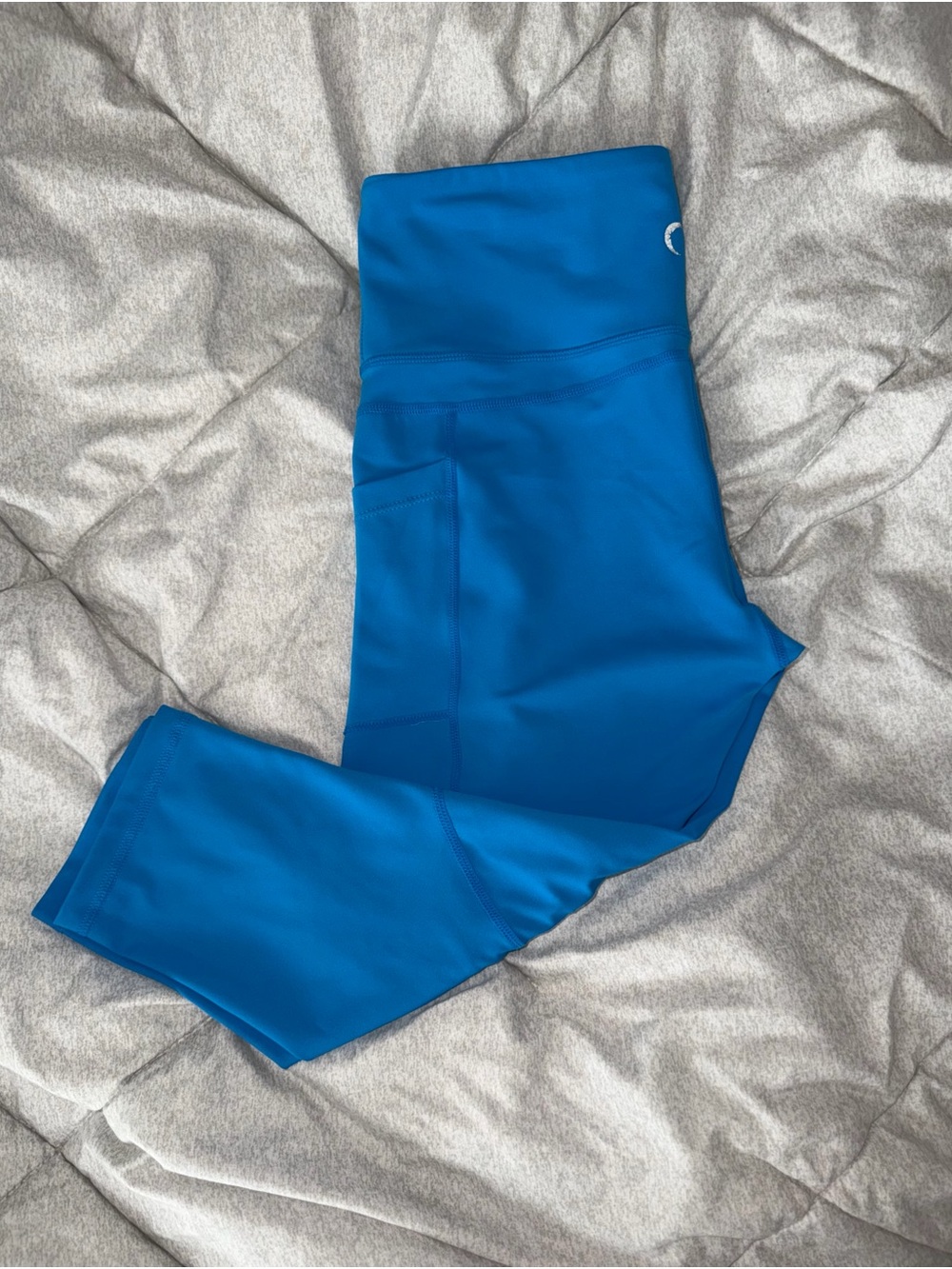 ZYIA Bright Blue LNT crop with pockets